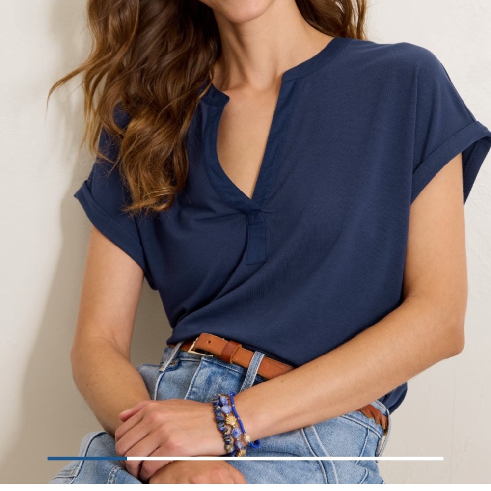 Tommy Bahama Kauai split next Deep Blue Women's knit top tee medium